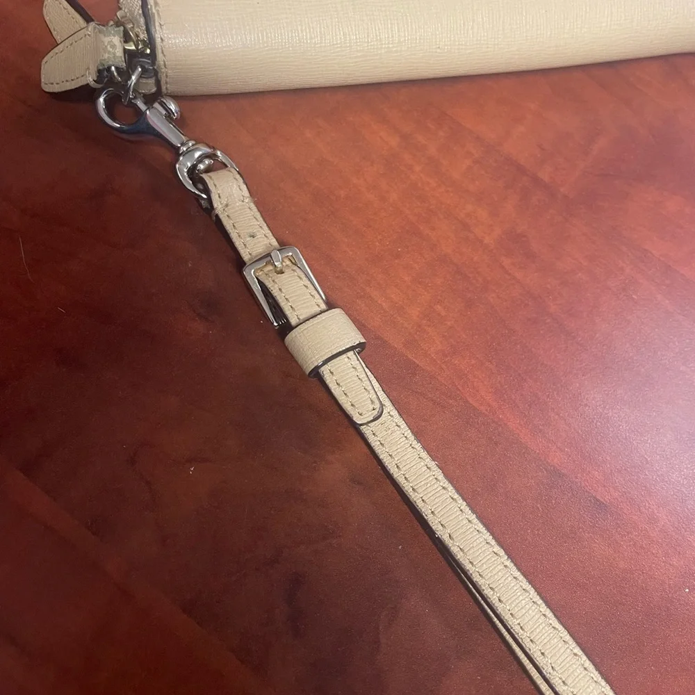 Coach Beige/Tan Zip Wallet Wristlet